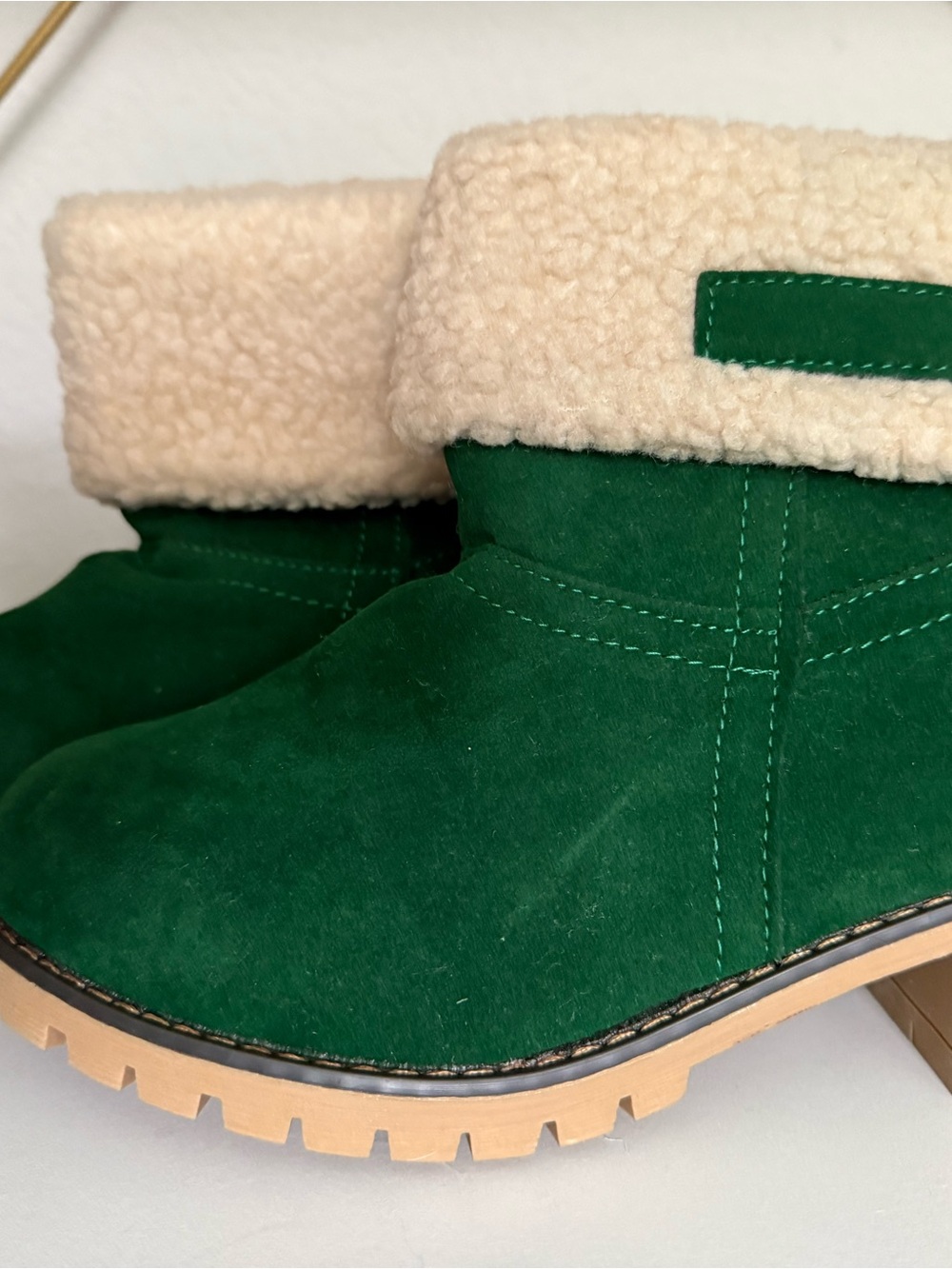 Women’s Green Suede Sherpa-Cuff Winter Ankle Boots